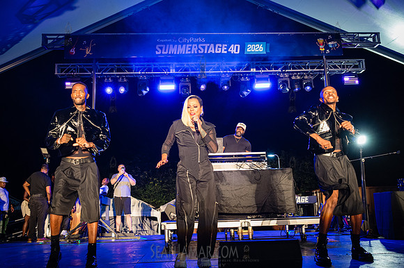 Crystal Waters - NYC SummerStage - Funk Flex Birthday Fest - Snu