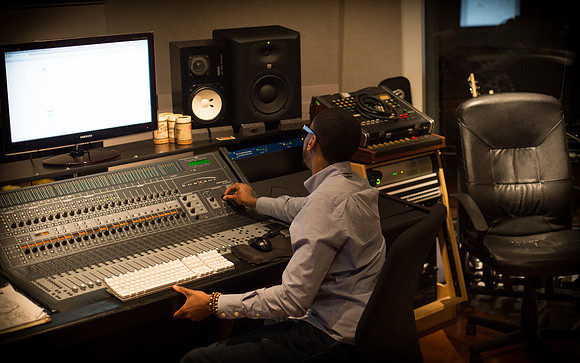 Pierre Medor - Syleena Johnson - Chapter 6 Couples Therapy Exclusive Listening Session - Pulse Music Studio - NYC - 2014