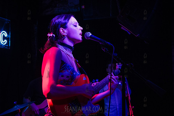 Elle Galvin - Mondo NYC - Bowery Electric - NYC - 2024