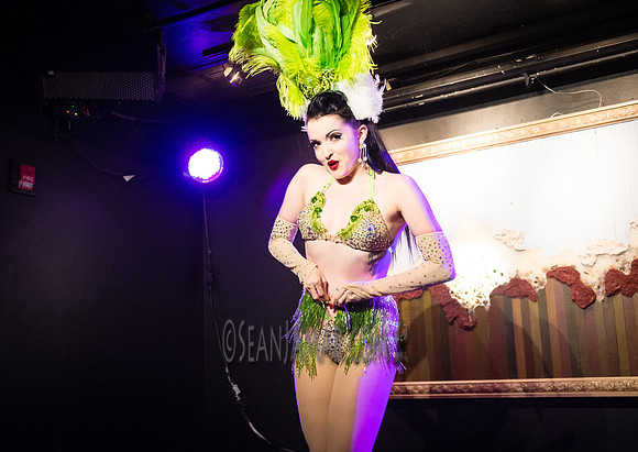 Velvetina Taylor - A Tropical Tease - Le Poisson Rouge - NYC - 2017