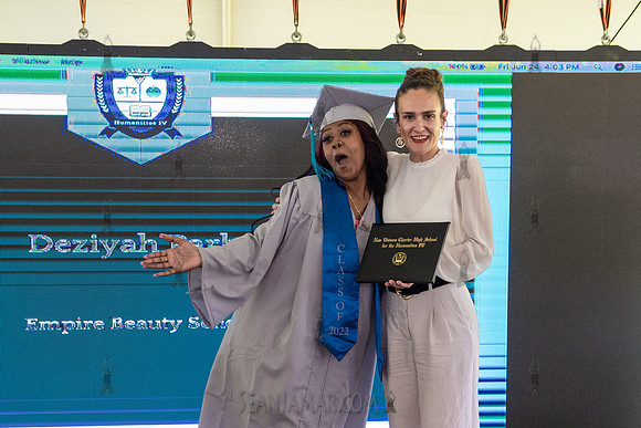 Humanitieis IV Graduation - Queens Botanical Garden - NYC - 2022
