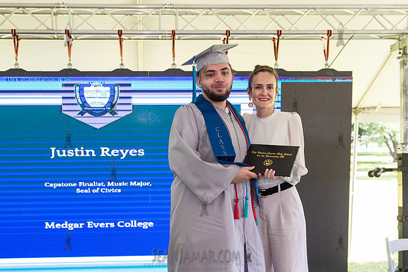 Humanitieis IV Graduation - Queens Botanical Garden - NYC - 2022
