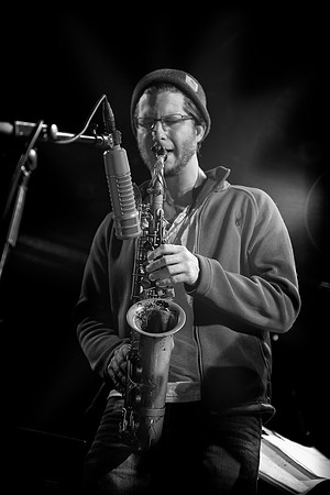 Gabriel Santiago - Brazilian Explorative Music