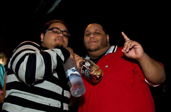 MAKE SURE YOU 'LIKE' ----> https://www.facebook.com/#!/OnesInTheAir