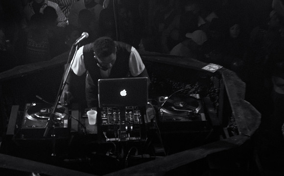 Q-Tip Offline - Irving Plaza