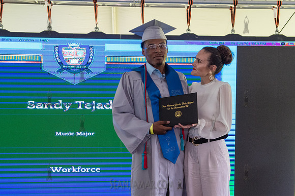 Humanitieis IV Graduation - Queens Botanical Garden - NYC - 2022