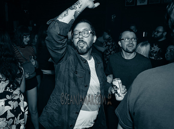 Oscillate Wildly - St Vitus Bar - BK USA - 2017