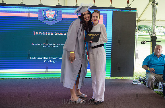 Humanitieis IV Graduation - Queens Botanical Garden - NYC - 2022