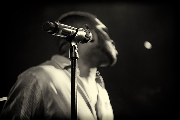 Adrian Younge presents The Delfonics LP