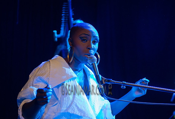 lauramvulaandking09052013-1762