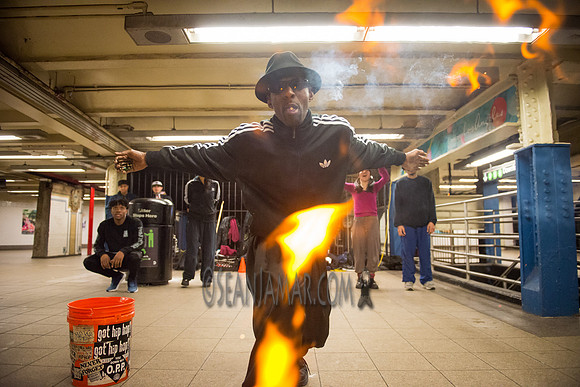 Float Masters - Union Square Subway Station - NYC - 2017