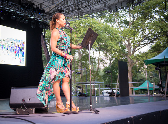 Danni Gee - Rumsy Playfield - NYC - 2015