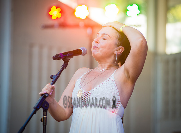 Vanessa Hidary - Def Poets A Reunion - Marcus Garvey Park - Harlem USA - 2017