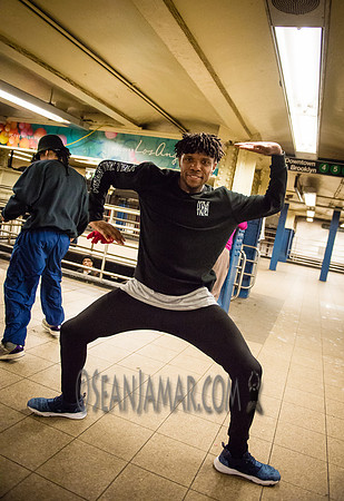 Float Masters - Union Square Subway Station - NYC - 2017