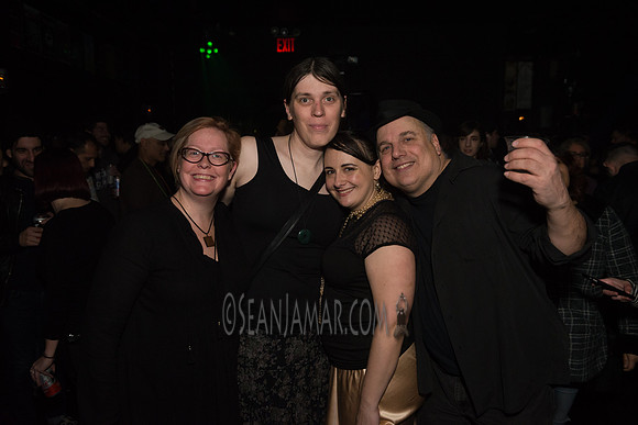 2018-02-04 Oscillate Wildly - St Vitus - BK USA-130