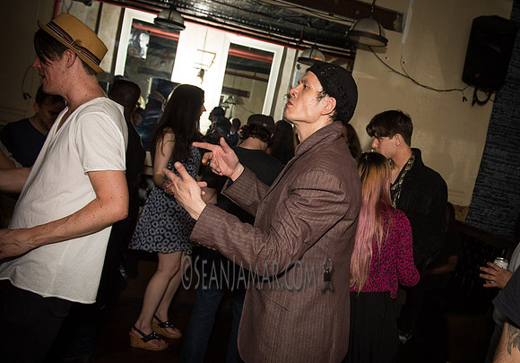 Oscillate Wildly - Jeromes - NYC - 2016