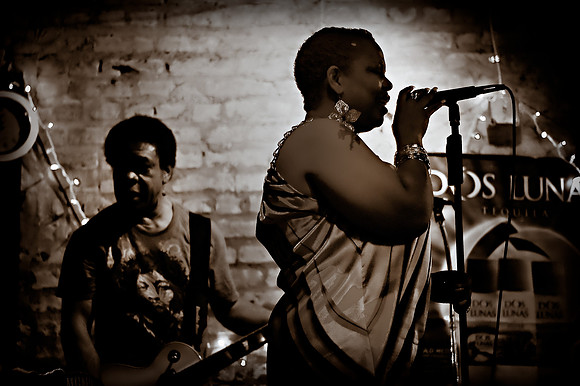 QUEEN P @ SING SONG BLUES CLUB
