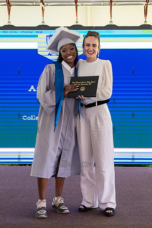 Humanitieis IV Graduation - Queens Botanical Garden - NYC - 2022