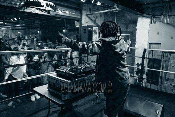 Airbnb + BandsInTown Present Wale - Overthrow Boxings - BK USA - 2018