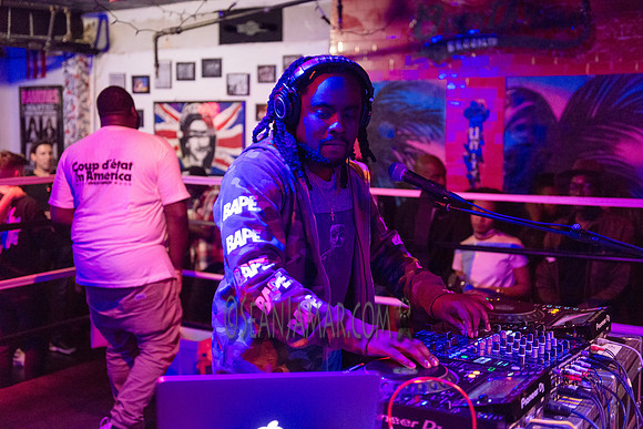 Airbnb + BandsInTown Present Wale - Overthrow Boxings - BK USA - 2018