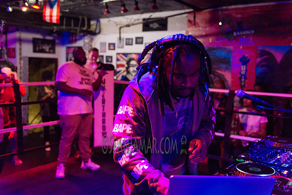 Airbnb + BandsInTown Present Wale - Overthrow Boxings - BK USA - 2018