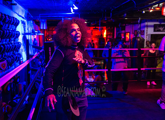 Airbnb + BandsInTown Present Wale - Overthrow Boxings - BK USA - 2018