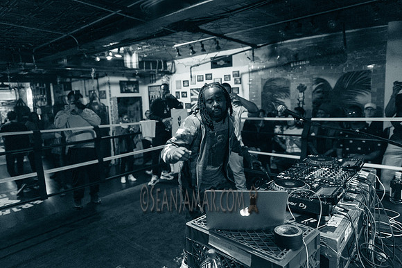 Airbnb + BandsInTown Present Wale - Overthrow Boxings - BK USA - 2018