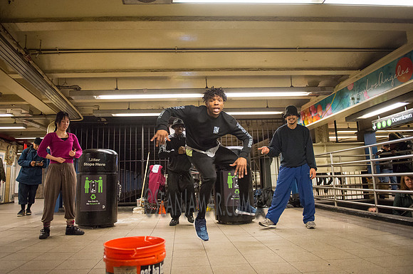 Float Masters - Union Square Subway Station - NYC - 2017