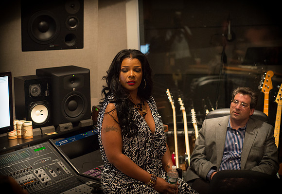 Syleena Johnson - Chapter 6 Couples Therapy Exclusive Listening Session - Pulse Music Studio - NYC - 2014