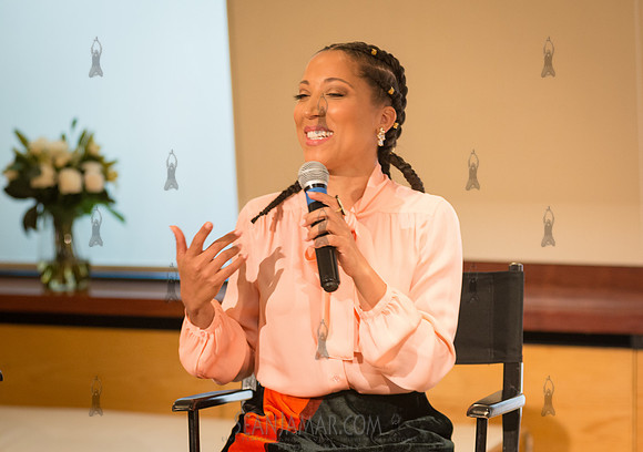 NYTVF CONNECT KEYNOTE CONVERSATION - The Rundown With Robin Thede - Helen Mills - NYC - 2018