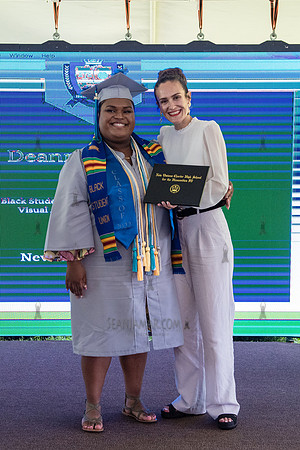 Humanitieis IV Graduation - Queens Botanical Garden - NYC - 2022