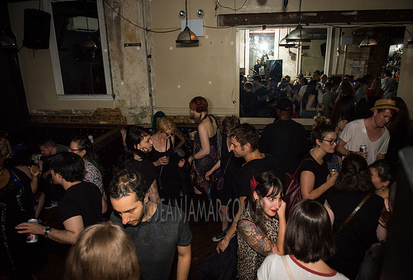 Oscillate Wildly - Jeromes - NYC - 2016