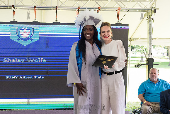 Humanitieis IV Graduation - Queens Botanical Garden - NYC - 2022