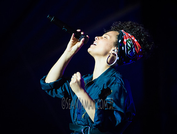 Alicia Keys - Roots Picnic - Bryant Park - NYC - 2016
