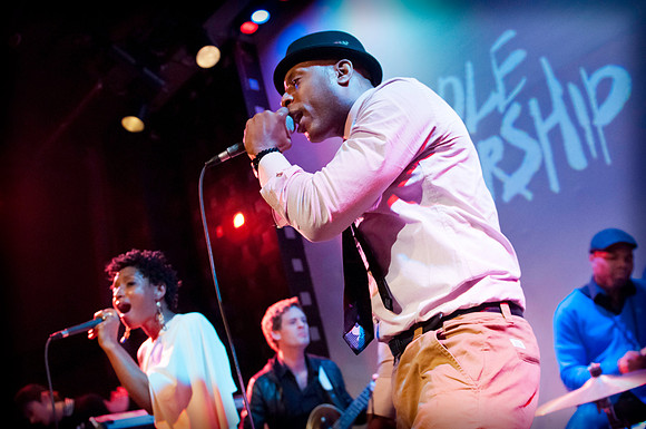Idle Warship [Talib Kweli & Res]