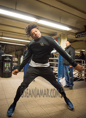 Float Masters - Union Square Subway Station - NYC - 2017