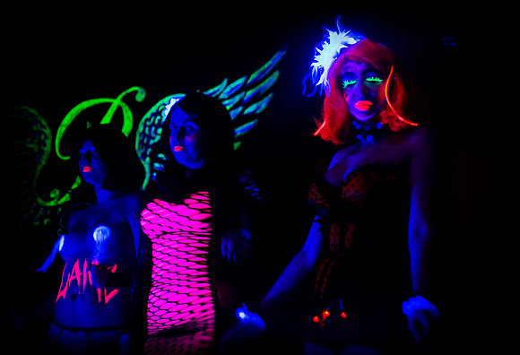 Glow Burlesque - RBar - NYC - 2013