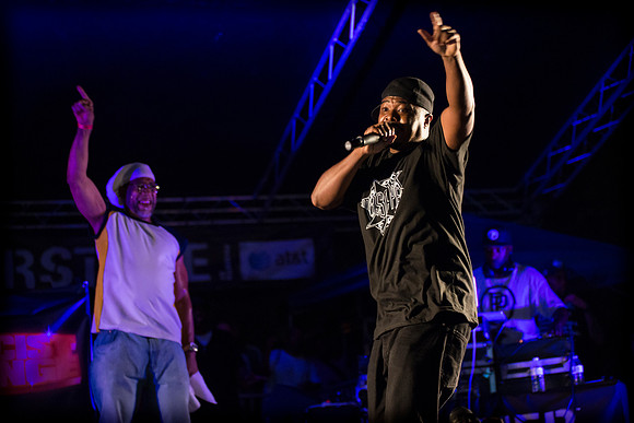 Greg Nice & Cool Herc - DJ Premier vs Pete Rock - East River Par