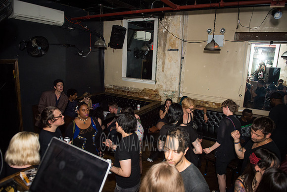 Oscillate Wildly - Jeromes - NYC - 2016