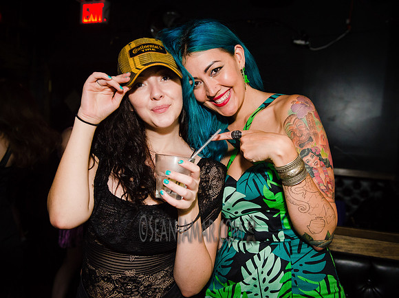 Oscillate Wildly - Jeromes - NYC - 2016