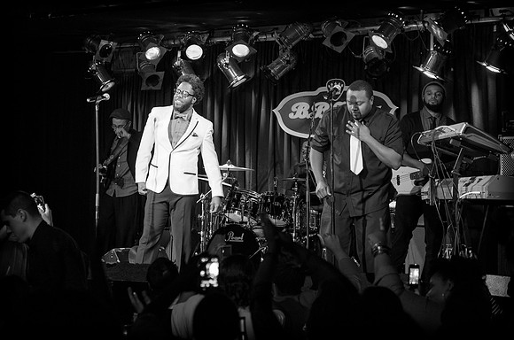 Dwele