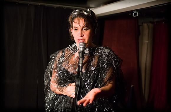 Sussanah Perlman - NY Pinup Club - December Burlesque