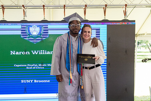 Humanitieis IV Graduation - Queens Botanical Garden - NYC - 2022