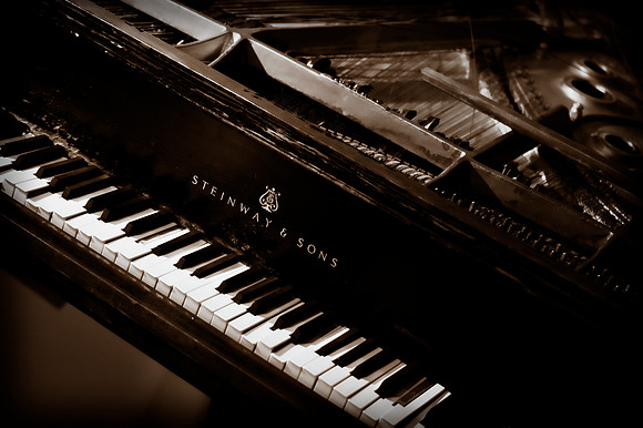 FATZ DOMINOES KATRINA SOAKED PIANO @ THE CABILDO MUSEUM