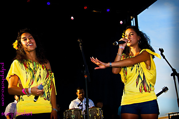 Las Gemalas from The Luis Jimenez Show