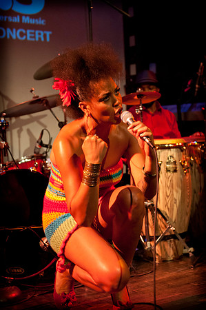 Maya Azucena