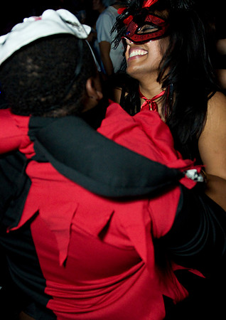 MAKE SURE YOU 'LIKE' ----> https://www.facebook.com/#!/OnesInTheAir