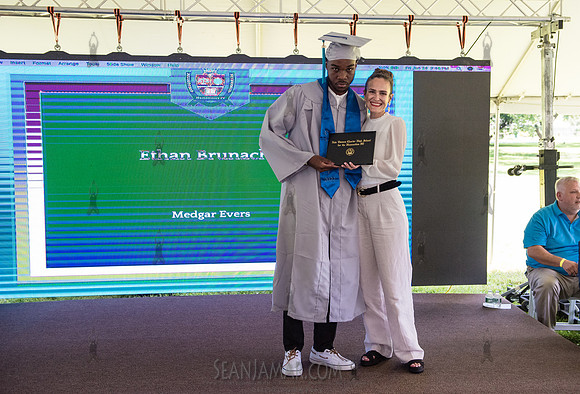 Humanitieis IV Graduation - Queens Botanical Garden - NYC - 2022