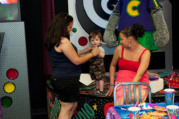 Nayla 1st BDay @Chuck E. Cheese