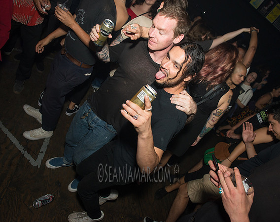 Oscillate Wildly - St Vitus Bar - BK USA - 2017
